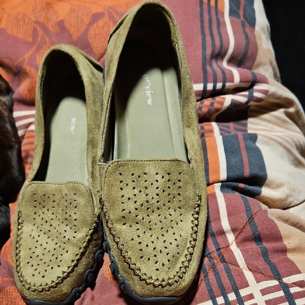 Comfortview Olive Suede Loafers